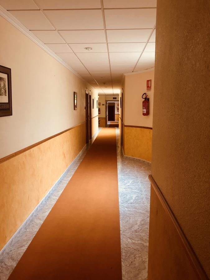 Hospedium Hotel Twist Торредонхимено Экстерьер фото